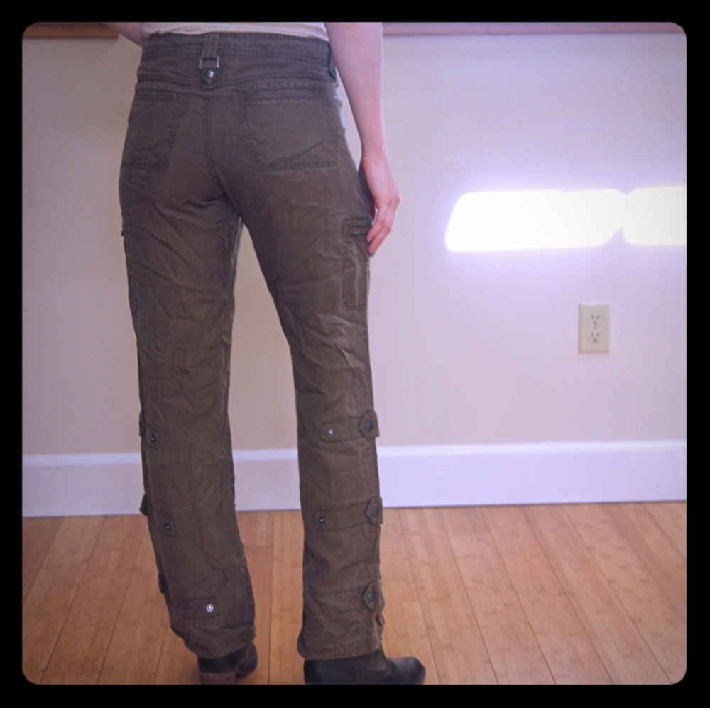 Athleta pants, soft, hidden drawstring, cargo